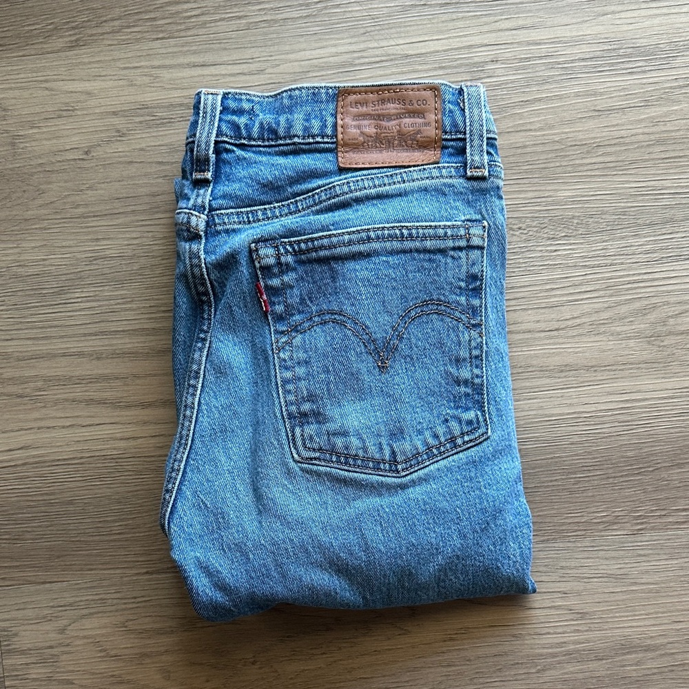 Levi’s Wedgie Straight Jeans
